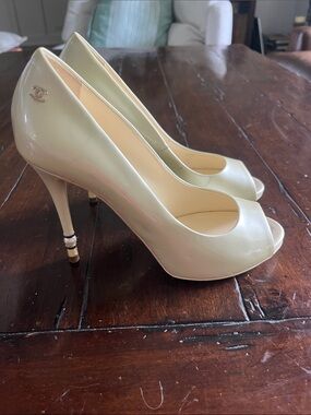 CHANEL Ivory Peep-Toe Pumps